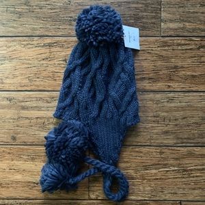 Navy Blue Knit Pom Pom Beanie Hat